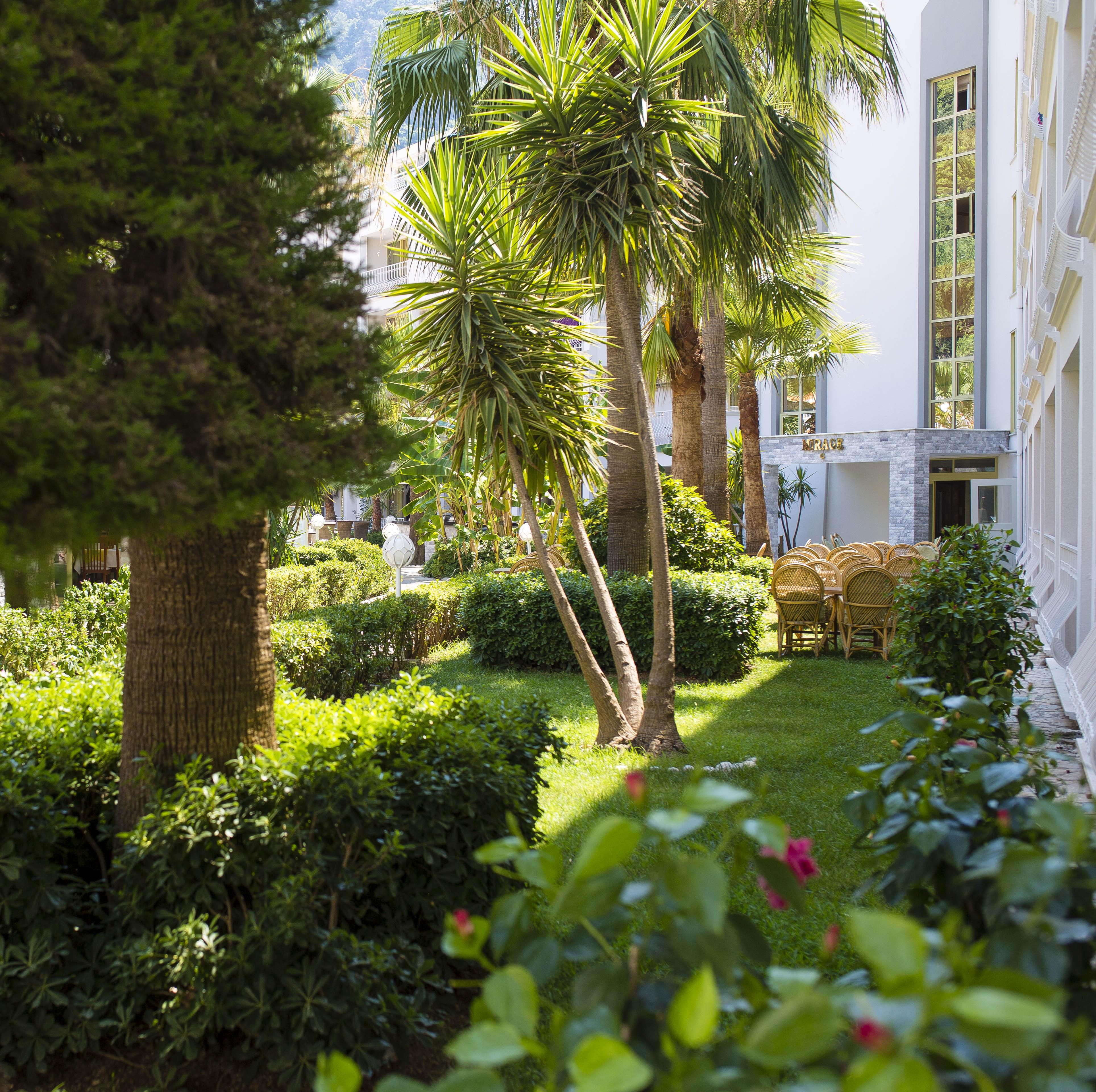Mirage World Hotel İçmeler Esterno foto