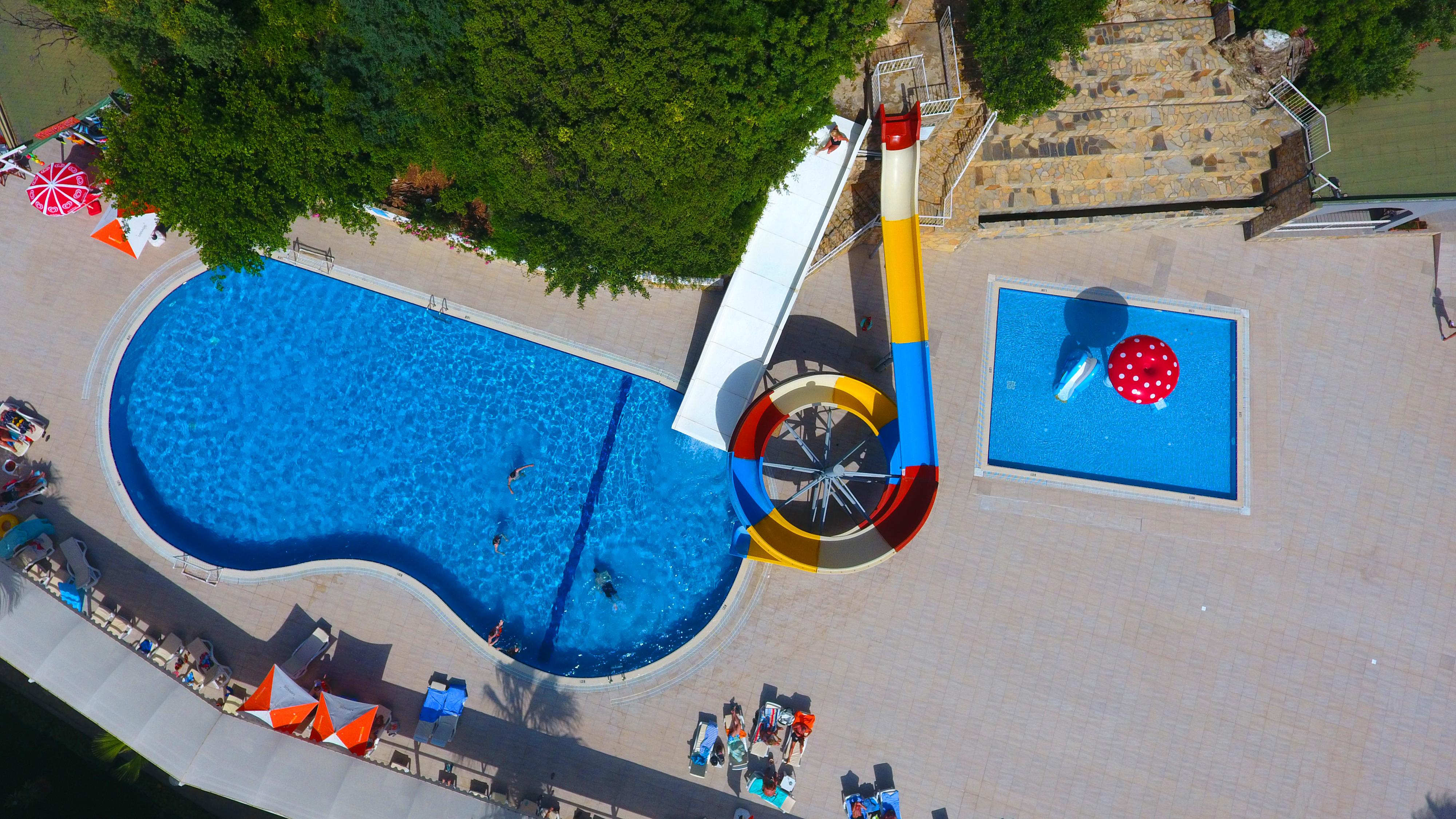 Mirage World Hotel İçmeler Esterno foto