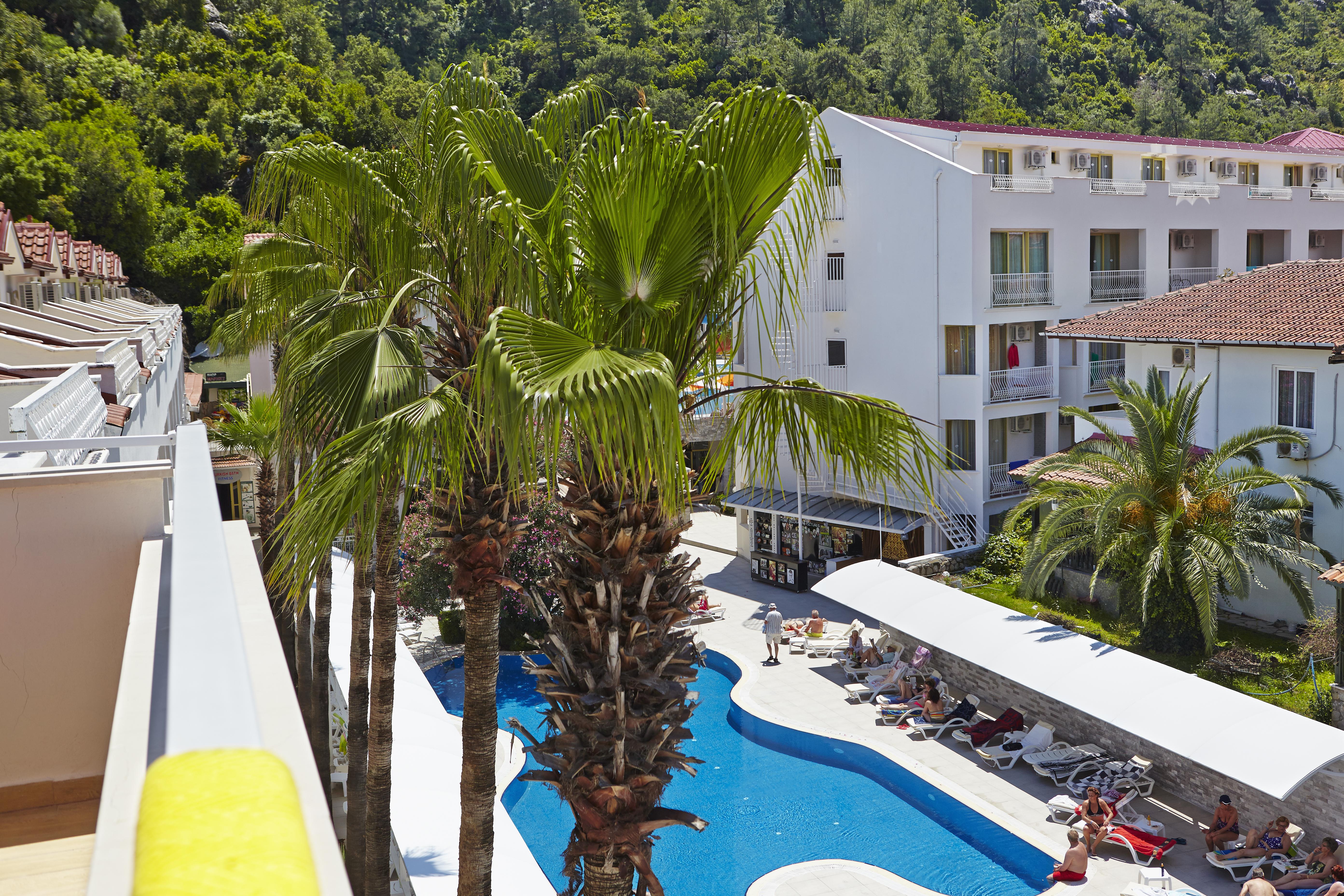 Mirage World Hotel İçmeler Esterno foto